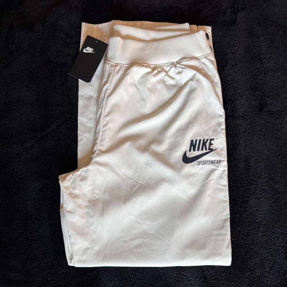 Nike Sportswear White Joggers